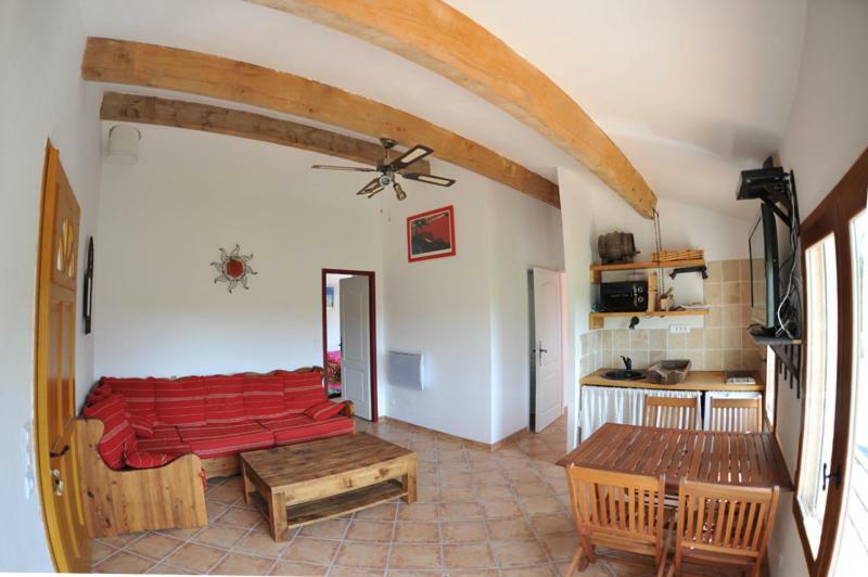 Le Gite Des Garrigues Restinclieres Luaran gambar